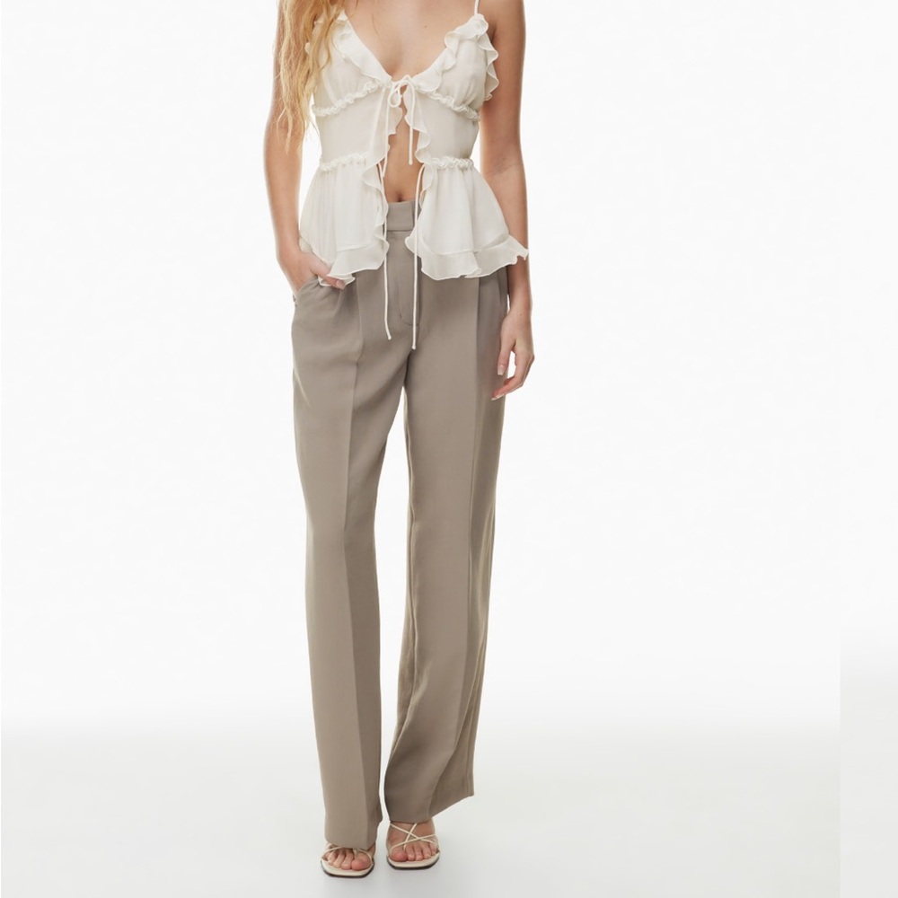 ARITZIA EFFORTLESS PANTS